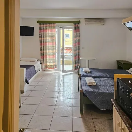 Agnes Hotel